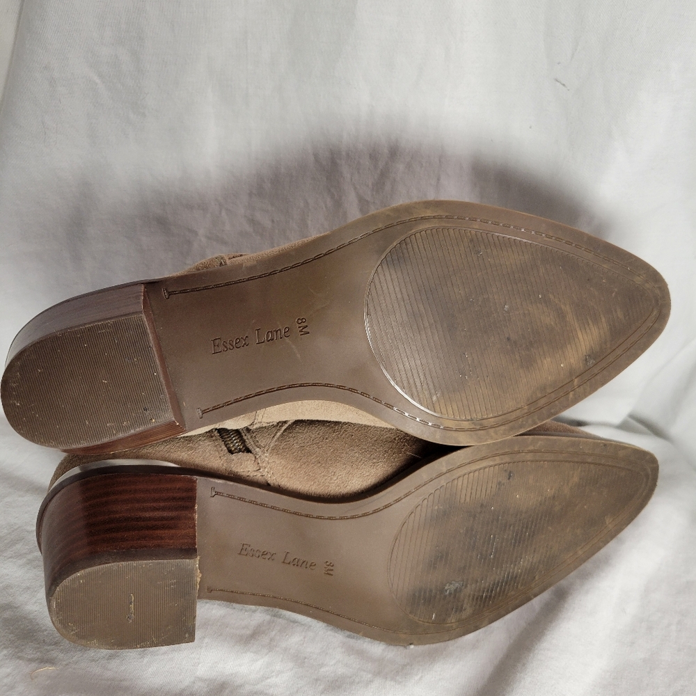 Essex Lane Women's Nara Tan Suede Ankle Boots Size 8 - Picture 11 of 11